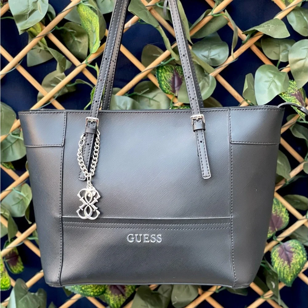 Large Black Guess Bag - Picture 2 of 4